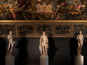 Read more about the article Three statues – Adam Eve Mars