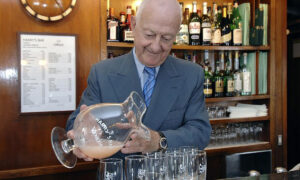 Read more about the article Bellini cocktail
