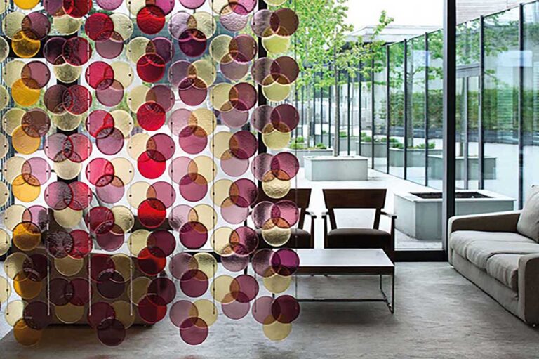 Read more about the article Murano Glass Partition Panels for Restaurants