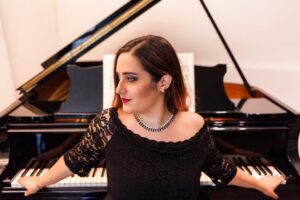 Read more about the article Leonora Armellini