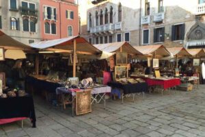 Read more about the article Mercatino Campo San Maurizio
